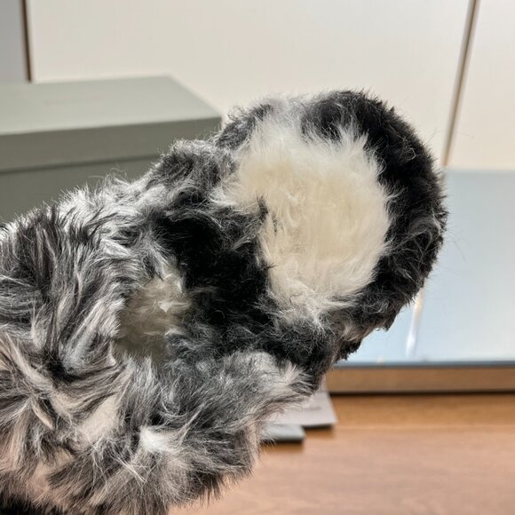 Balenciaga Furry Slide Sandals Black - Picture 8 of 9